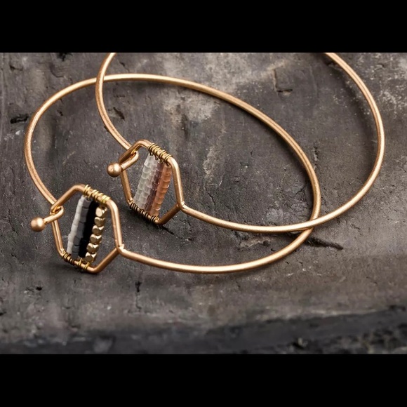 Beaded Hexagon Bangle Pink and White Gold Bracelet - Picture 10 of 11